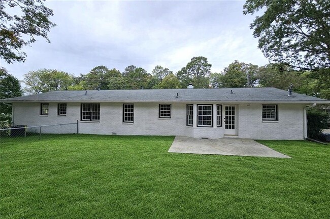 Foto del edificio - 999 Braselton Hwy