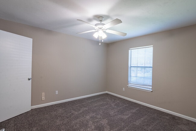Building Photo - Tanager Apartments