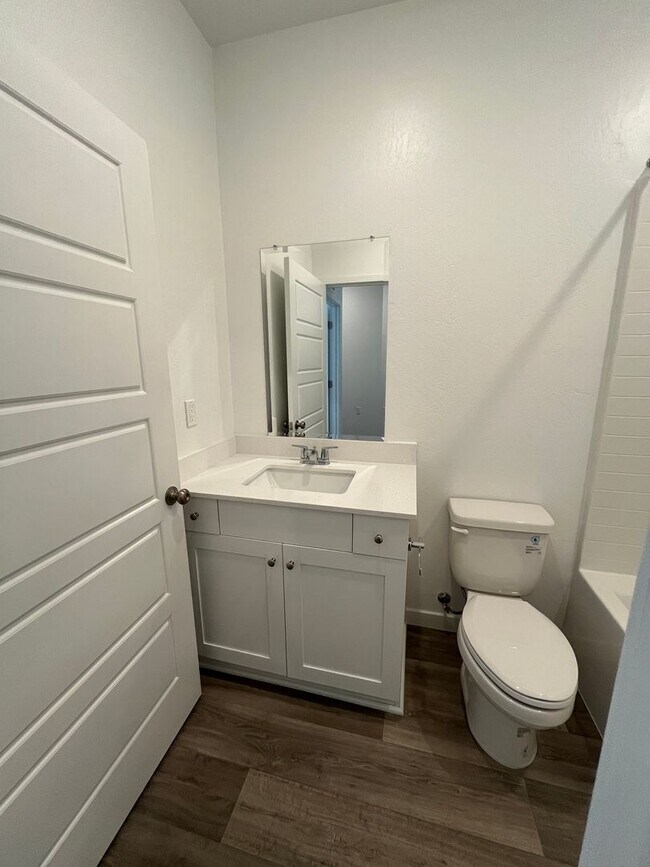 Foto del edificio - Newly Built Home located SE Visalia!  Coming Soon!