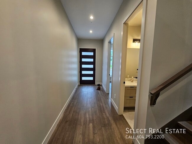 Building Photo - 7138-7138 Marble Hill Rd