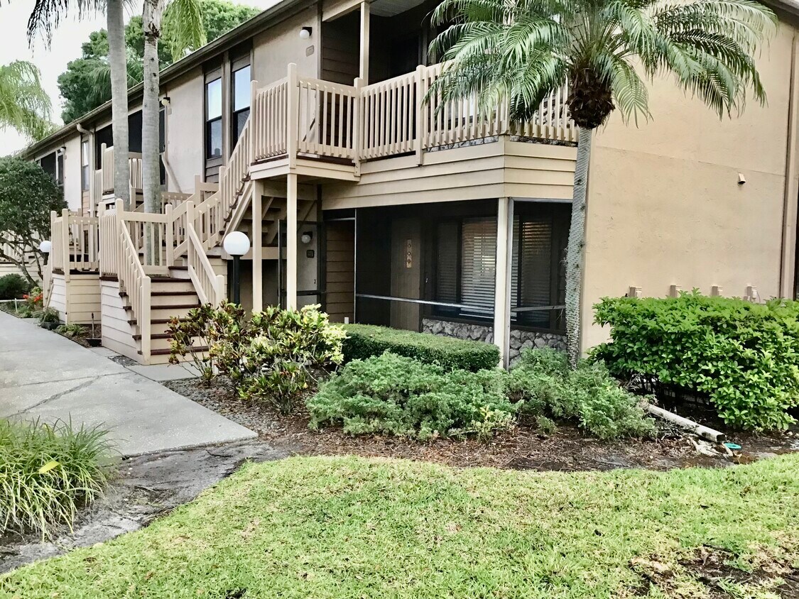 Foto principal - 5771 Avista Dr