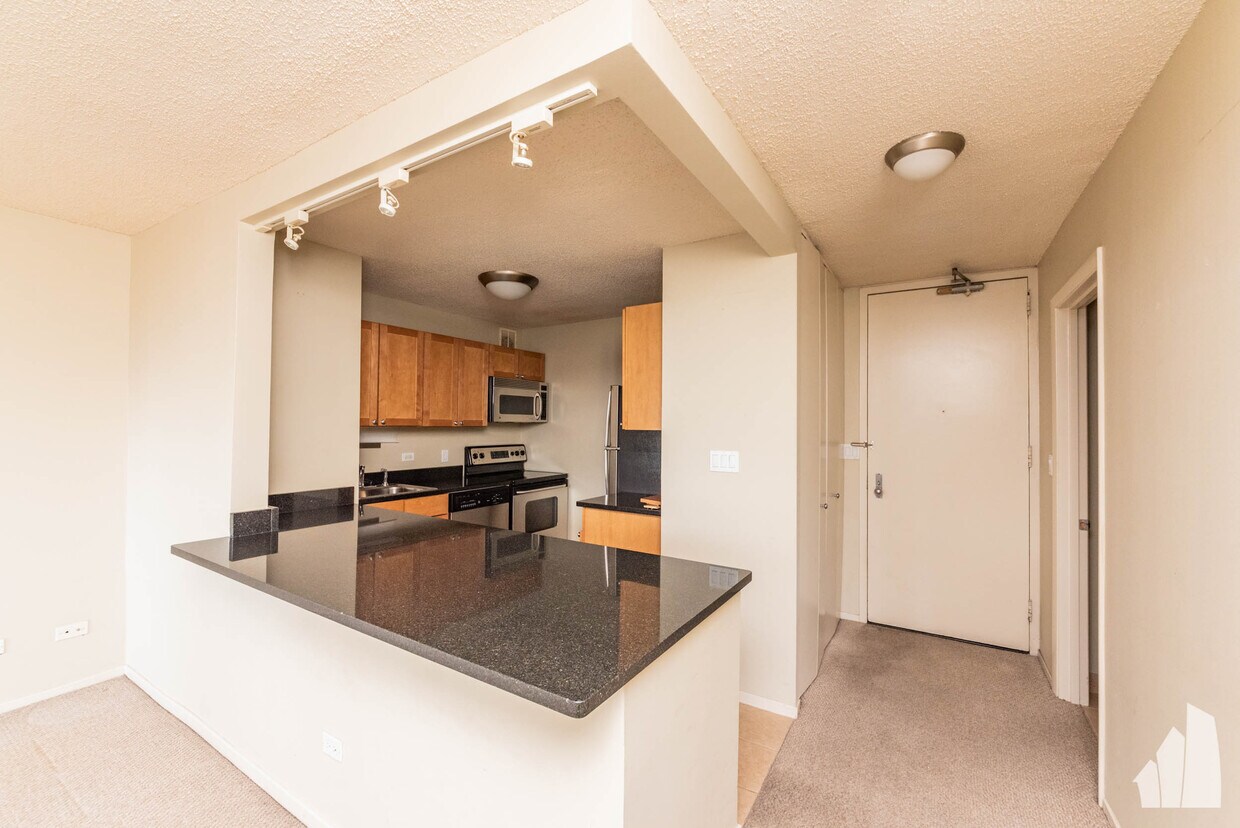 Foto principal - 30 E Huron St