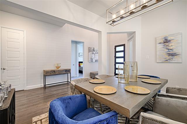 Foto del edificio - 3124 Lakeshore Dr