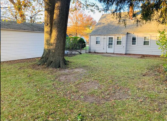 Foto del edificio - 23292 Williams Ave