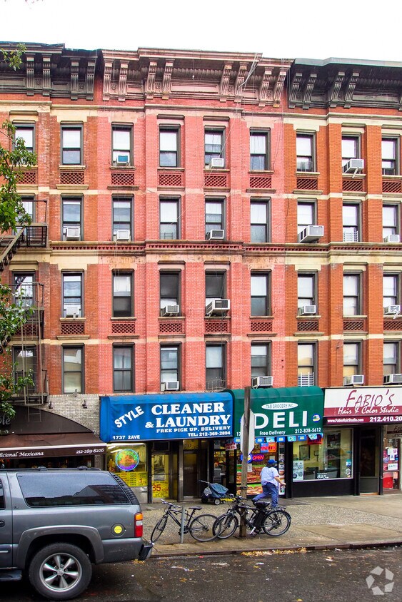 Building Photo - 1737 2nd Ave