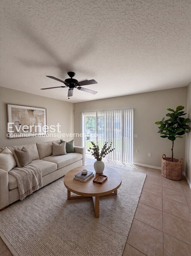 Foto del edificio - 8535 Gablebend Way