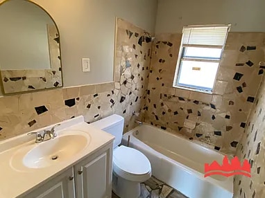 Foto del edificio - 874 Castlewood Ave