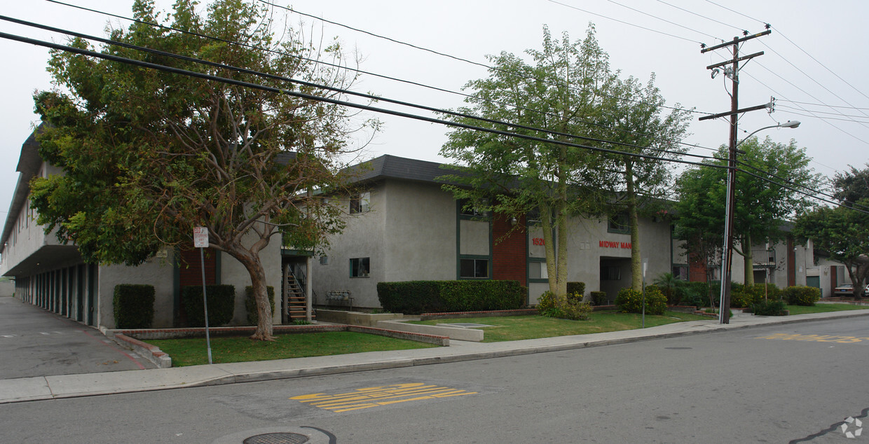 Foto principal - Midway Manor