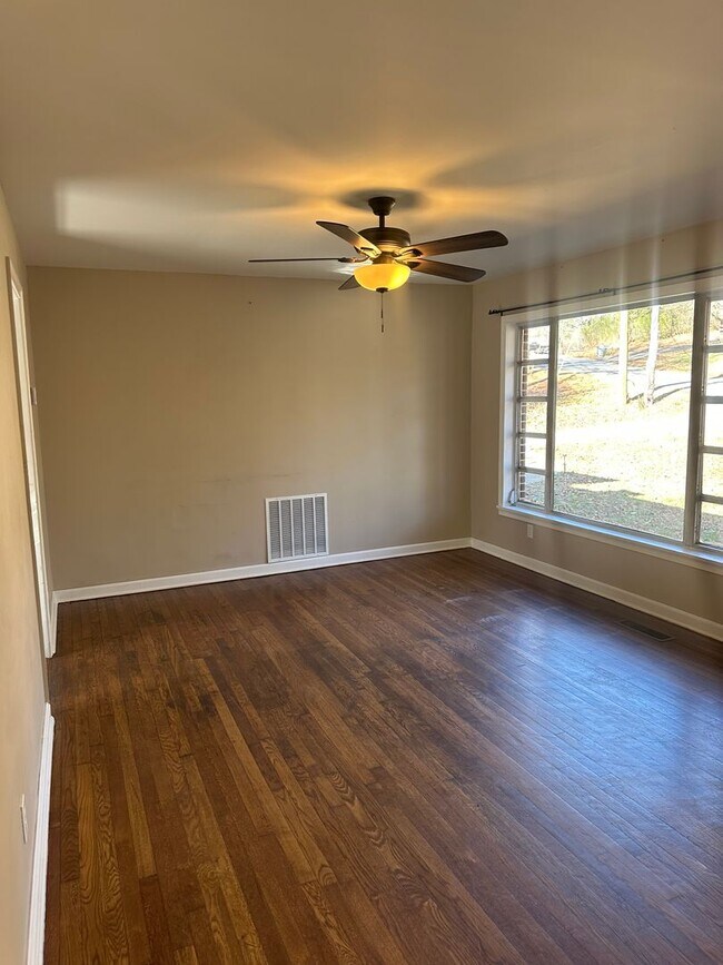 Foto del edificio - 3 bedroom in Clarkesville!