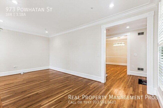 Foto del edificio - 973 Powhatan St