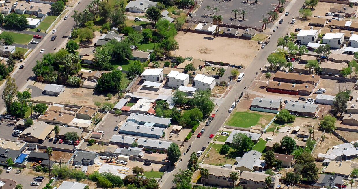 Aerial Photo - 2600 W State Ave