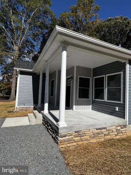 Foto del edificio - 38 Meadow View Ln