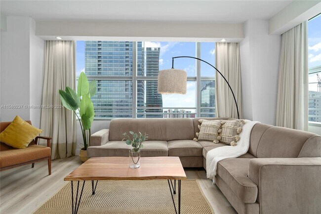 Foto del edificio - 1395 Brickell Ave