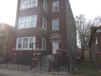 Primary Photo - 7040 S Emerald Ave
