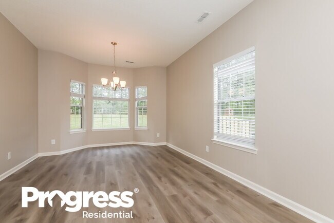 Foto del edificio - 13036 Peacock Ln