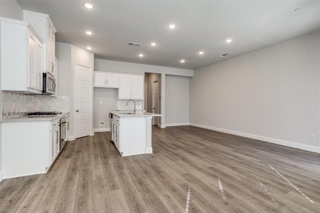 Building Photo - 4628 Piedras Lanzar Dr