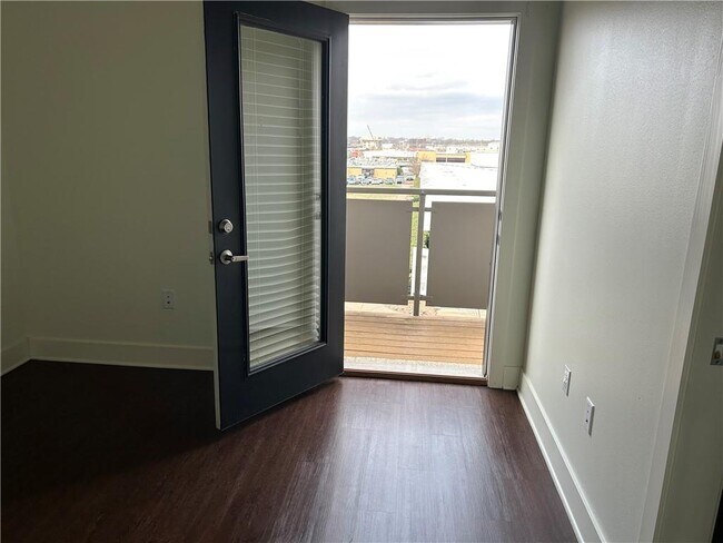 Foto del edificio - 726 E Emma Ave