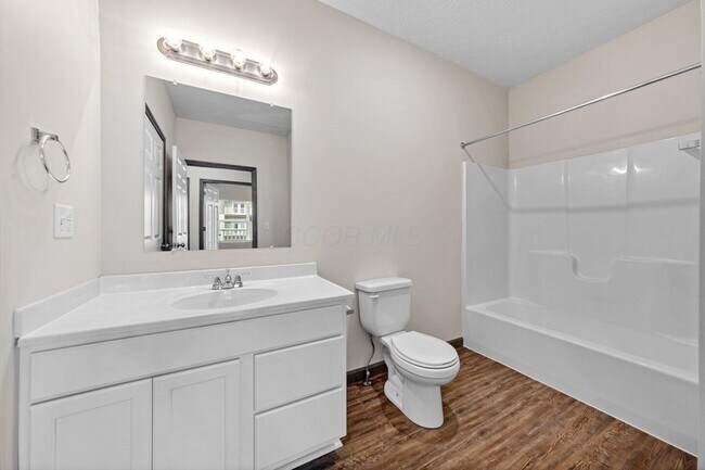 Foto del edificio - 5503 Hutchison St
