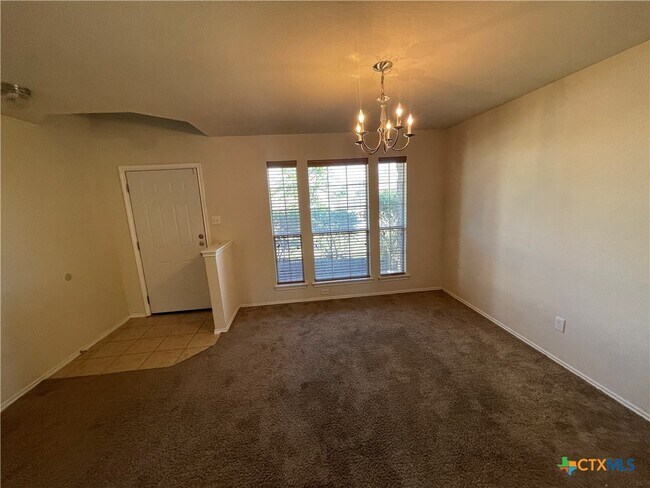 Foto del edificio - 5414 Lions Gate Ln