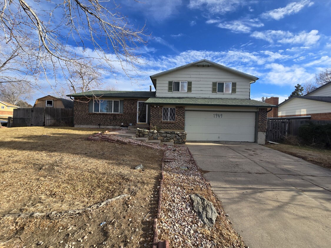 Photo - 1949 S Mobile St (Aurora, CO)