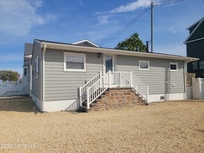 Building Photo - 141 Ocean Bay Blvd