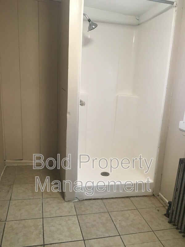 Building Photo - 1156 N 11th St