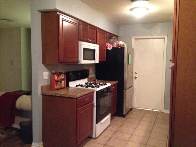 Foto del edificio - 1917 Castle Gate Cir