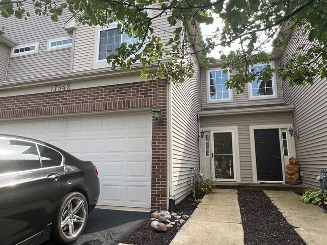 Building Photo - 17542 Gilbert Dr