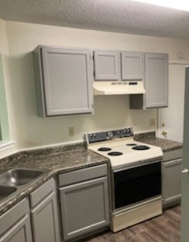 Foto del edificio - *For Rent: Adorable 3-Bedroom, 2-Bath Home...