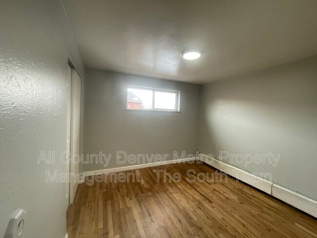 Foto del edificio - 1613 Alton St