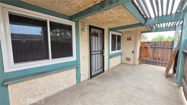 Foto del edificio - 2561 Gonzaga Ln