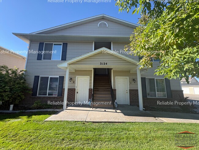 Building Photo - 3124 E Chasewood Dr