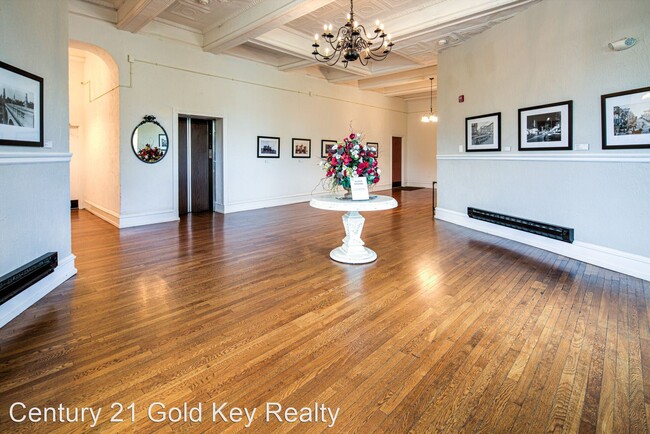 Foto del edificio - 2 br, 1.5 bath House - 2400 Baynard Blvd A...