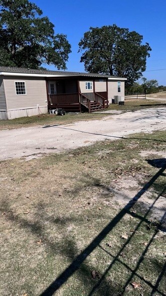 Foto del edificio - 44 Lake Falls Ln