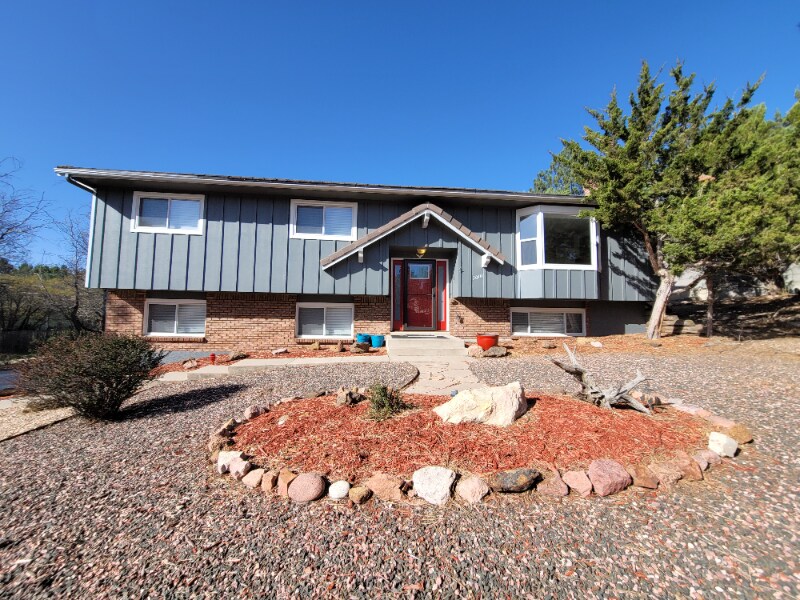 Foto principal - 7010 Buckhorn Cir