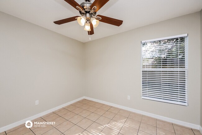 Foto del edificio - 2404 S Maple Ave