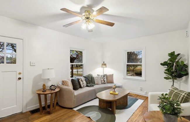Foto del edificio - 1217 Scott Ave