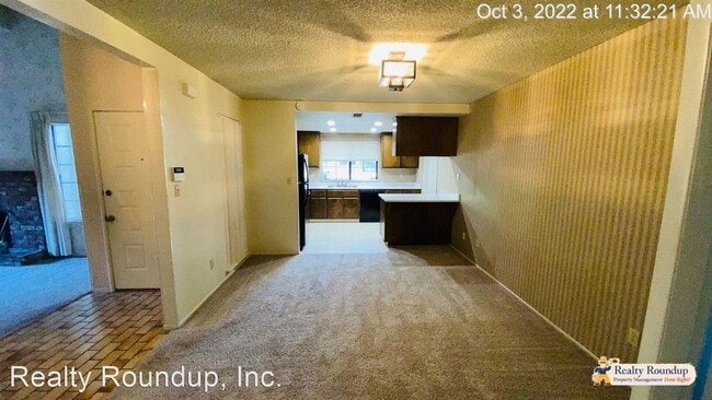 Building Photo - 3 br, 2 bath House - 745 Florin Rd