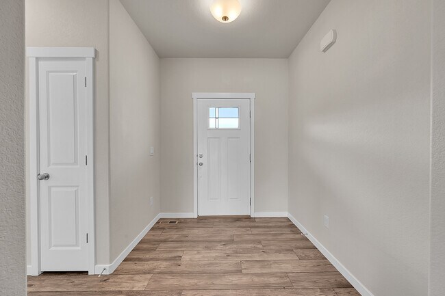 Foto del edificio - 16556 Hallmark Trl