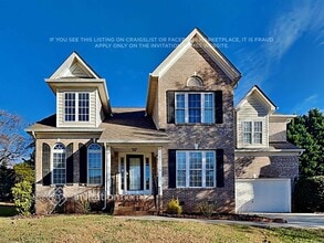 Building Photo - 17136 Knoxwood Dr