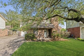 Building Photo - 25 Regency Ln