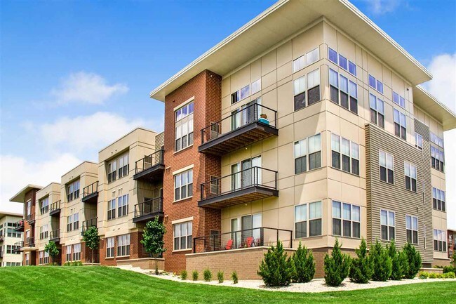 Foto del edificio - 5119 Brookfield Pkwy