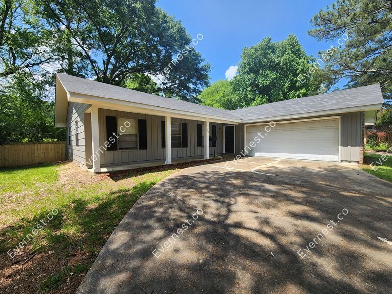 Foto principal - 1563 Dorgan St