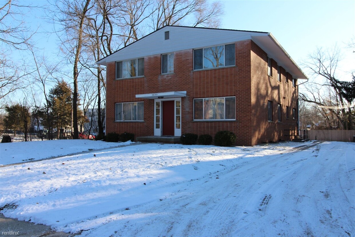 Studio, 1 bath - 2053 Abbott Ave 5 - Studio, 1 bath  - 2053 Abbott Ave 5