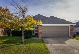 Building Photo - 2806 Ashley Ln