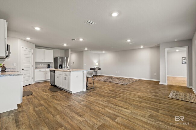 Foto del edificio - 7496 Brompton Dr