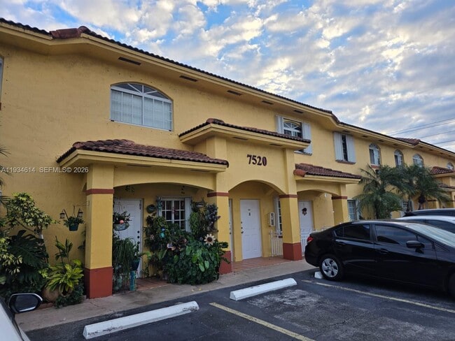 Building Photo - 7520 W 20th Ave