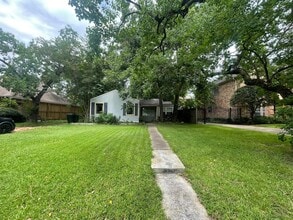 Building Photo - 3610 Gramercy St
