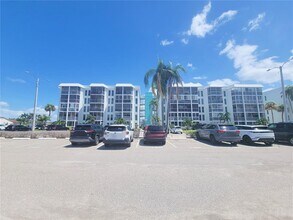 Building Photo - 4900 38th Way S