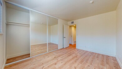 Secondary Bedroom - Sonoma Park Apartments